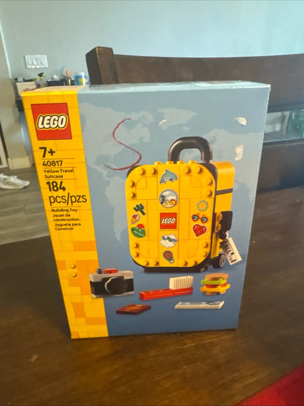 LEGO Yellow Travel Suitcase Building Set with Stickers